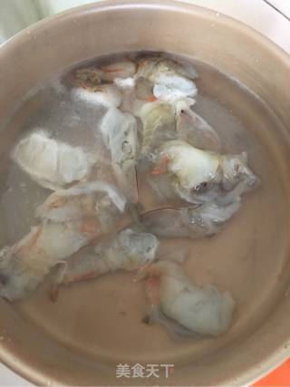 椒香鲜虾莴笋的做法步骤：3