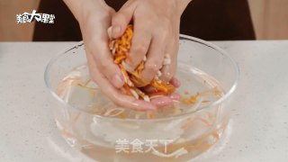 香煎虾饼的做法步骤：3