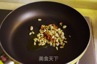 坚果香炒北极虾的做法步骤：7