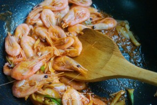 茄汁虾的做法步骤：4