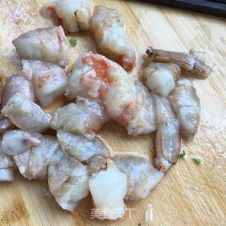 “下饭菜”秋葵炒鲜虾的做法步骤：3