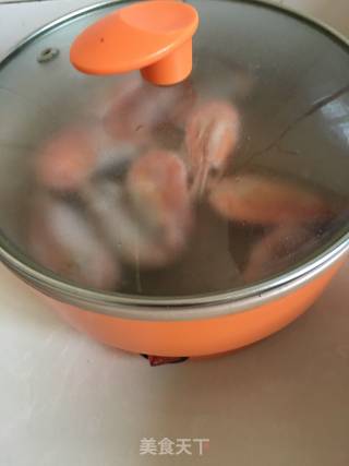 美味便当之甜虾吐司卷的做法步骤：3