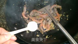 蒜香北极虾的做法步骤：9