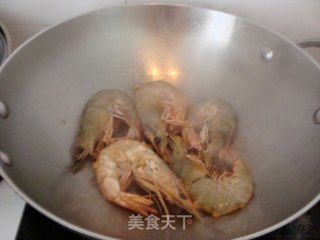 蚝油煎对虾的做法步骤：6