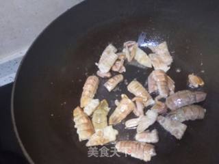 青椒炒皮皮虾的做法步骤：10