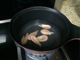 海鲜酸菜牛肉米粉的做法步骤：2