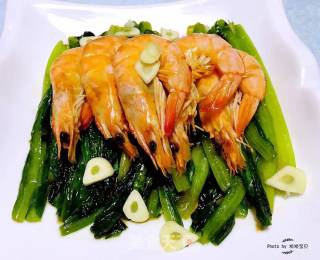 油麦菜炒海虾的做法步骤：9