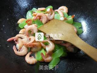 莴笋炒海虾的做法步骤：6