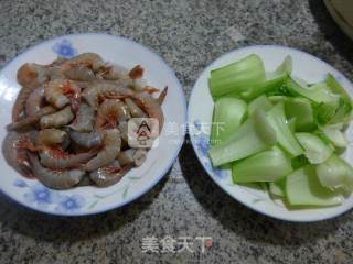 菜梗炒海虾的做法步骤：1