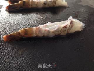 天妇罗（日式炸虾）的做法步骤：4