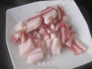 咸肉鲜虾白菜煲的做法步骤：3