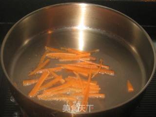 杂蔬鲜虾白菜卷的做法步骤：4