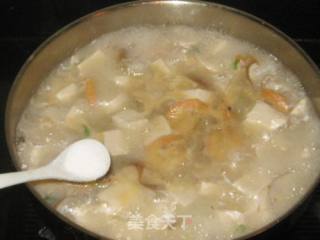香菇海虾豆腐汤的做法步骤：6