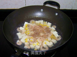 鲜虾豆腐汤的做法步骤：8