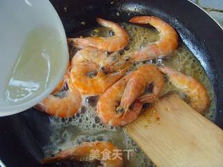 【鲁菜】：油焖虾的做法步骤：6