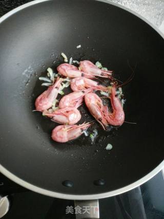 海虾炒芹菜的做法步骤：5