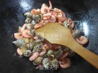 花螺炒海虾的做法步骤：6