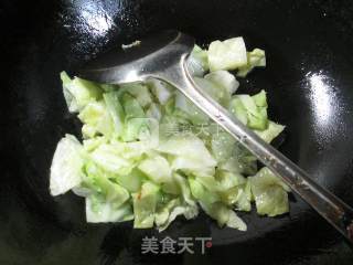 圆白菜炒海虾 的做法步骤：4