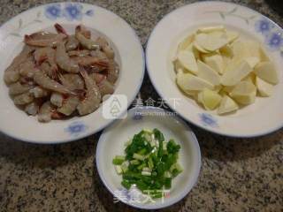 茭白炒海虾的做法步骤：1