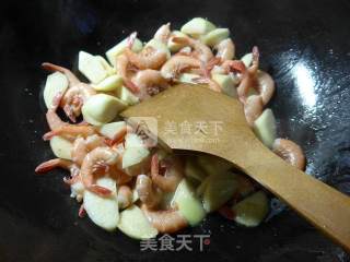 茭白炒海虾的做法步骤：4