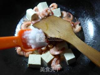 海虾煮豆腐的做法步骤：7