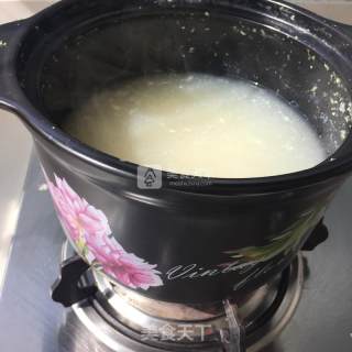小白菜玉米粒海鲜粥的做法步骤：3