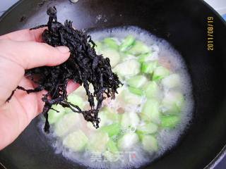 紫菜丝瓜汤的做法步骤：4