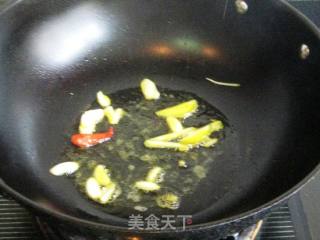 辣味丝瓜毛豆炒海虾的做法步骤：3