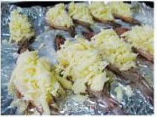 奶酪蒜泥焗虾的做法步骤：7