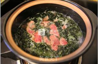 私家厨房--【虾干牛肉紫菜汤】的做法步骤：4