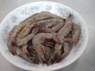 【天津】芫爆虾的做法步骤：1