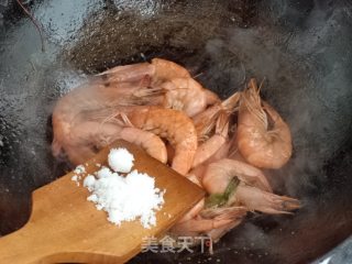 【天津】芫爆虾的做法步骤：6