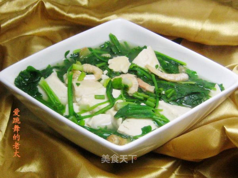 荠菜虾干豆腐汤的做法
