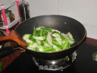 丝瓜炒小虾的做法步骤：5