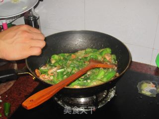 丝瓜炒小虾的做法步骤：9