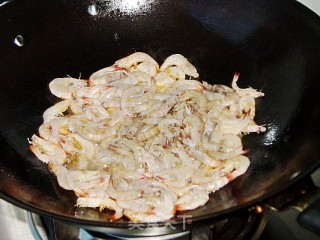 酱油小虾的做法步骤：3