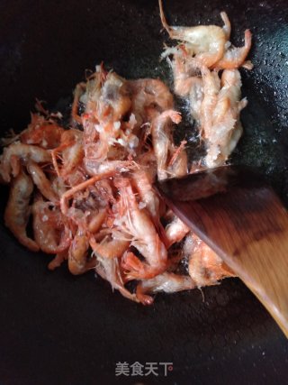 椒盐脆虾的做法步骤：2