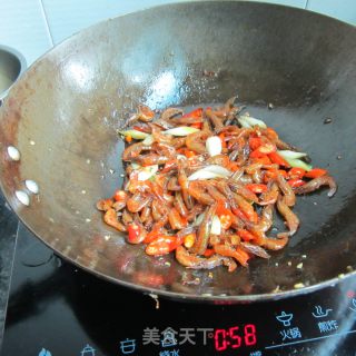 尖椒小虾的做法步骤：10
