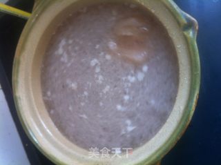 冻豆腐粉条金针菇的做法步骤：2