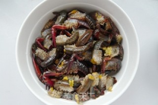 原汁原味吃龙虾——清炒小龙虾的做法步骤：2