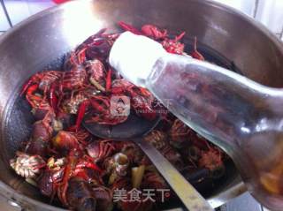 小龙虾盖浇饭的做法步骤：7
