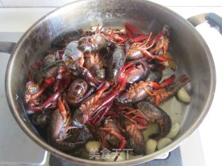 红烧小龙虾的做法步骤：8