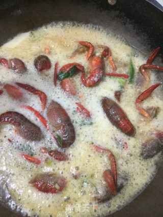 蒜香小龙虾的做法步骤：8