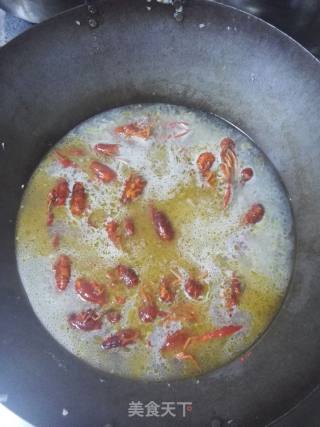 蒜香小龙虾的做法步骤：3