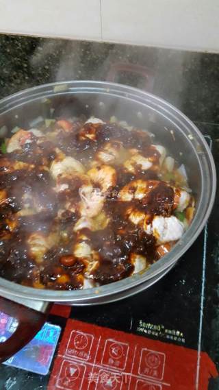 自制鸡翅龙虾焖烧锅的做法步骤：2