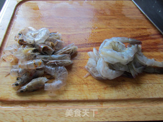 丝瓜炒大虾的做法步骤：3