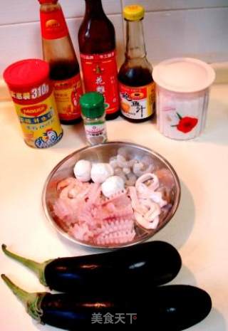 鲜香美味下饭菜《什锦海鲜茄子煲》的做法步骤：1