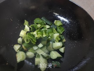 青虾炒辣椒的做法步骤：8