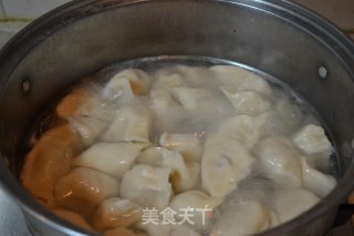 芹菜虾肉水饺的做法步骤：21
