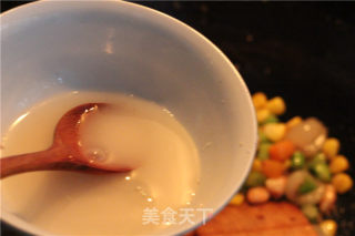 桂圆虾仁玉米粒的做法步骤：7